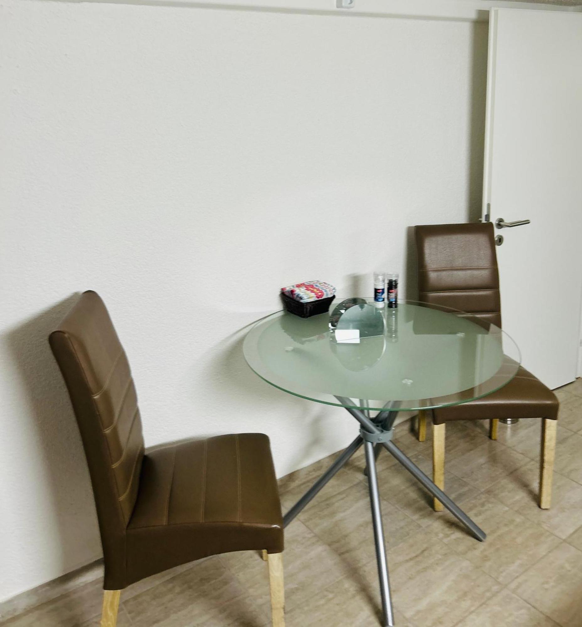 Waldstadt Homes, Изерлон Екстериор снимка